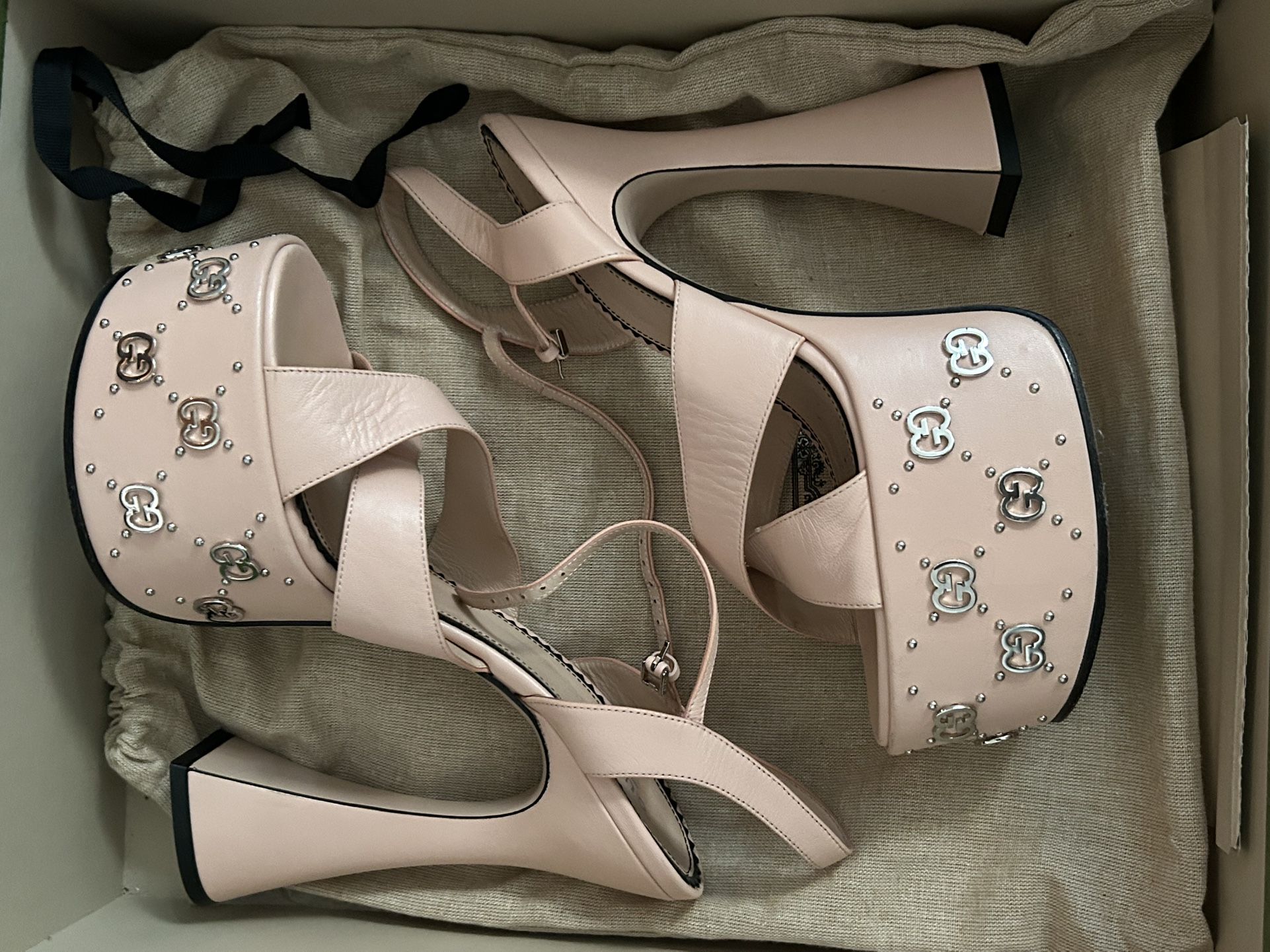 Pink Gucci Leather Studded Accents Sandals/Heels