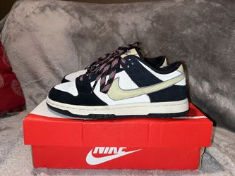 Dunk Lows Black Suede Team Gold