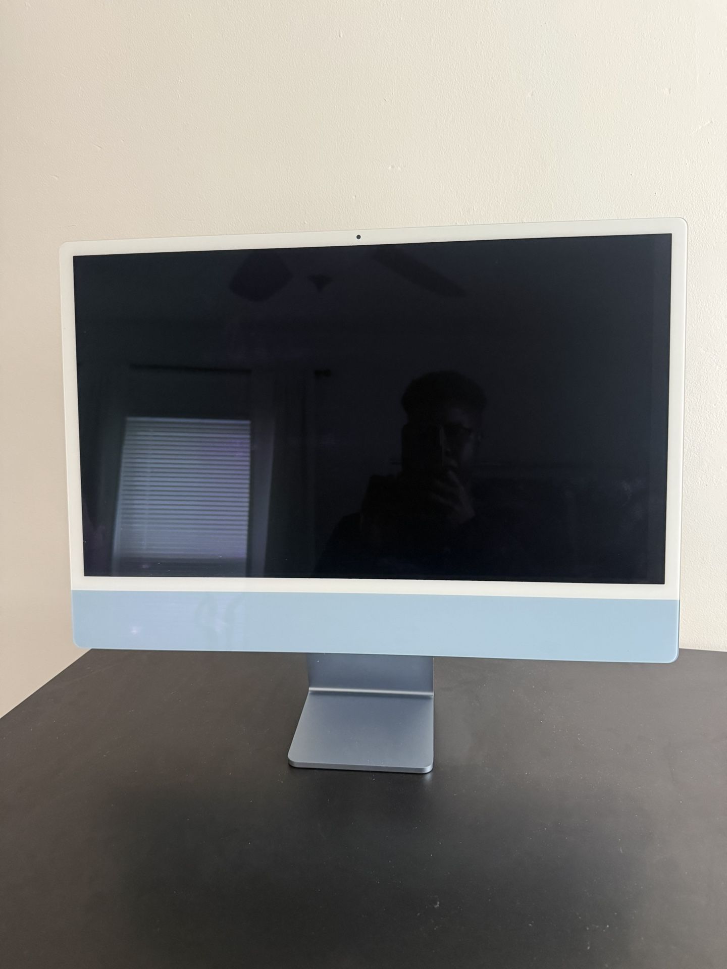 24" Blue iMac M1 with 16GB RAM and 1TB Storage 