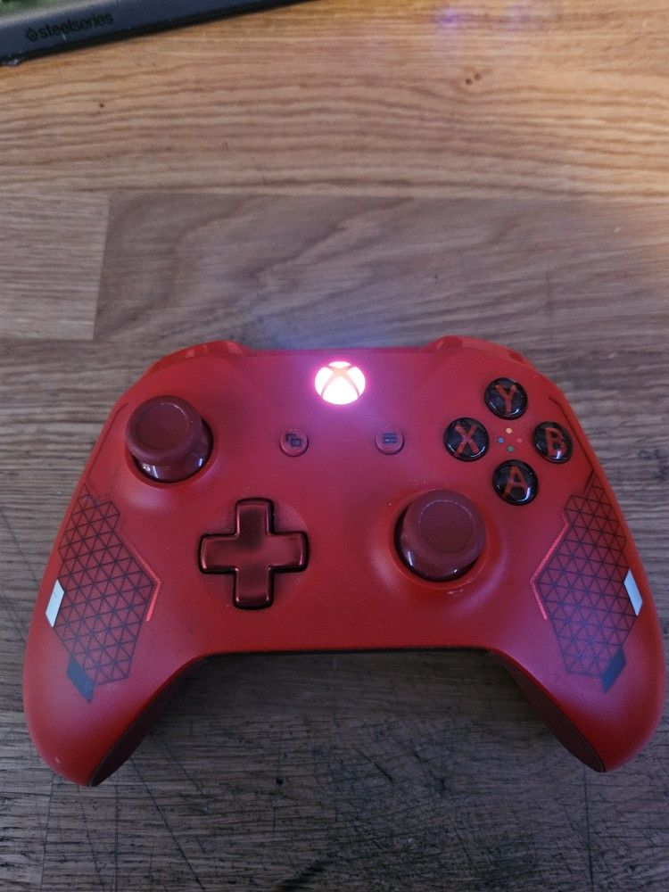 Xbox One Sport Red Special Edition Controller (With Rechargeable Battery)