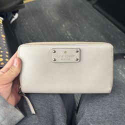 White Kate Spade Wallet