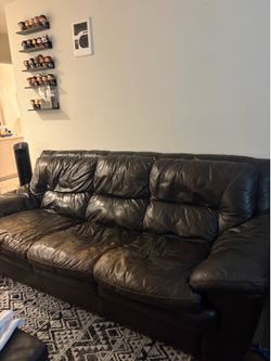 Couch leather as is