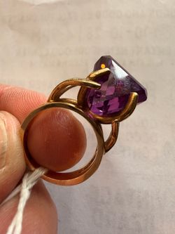 10K Topaz Ring Size 5