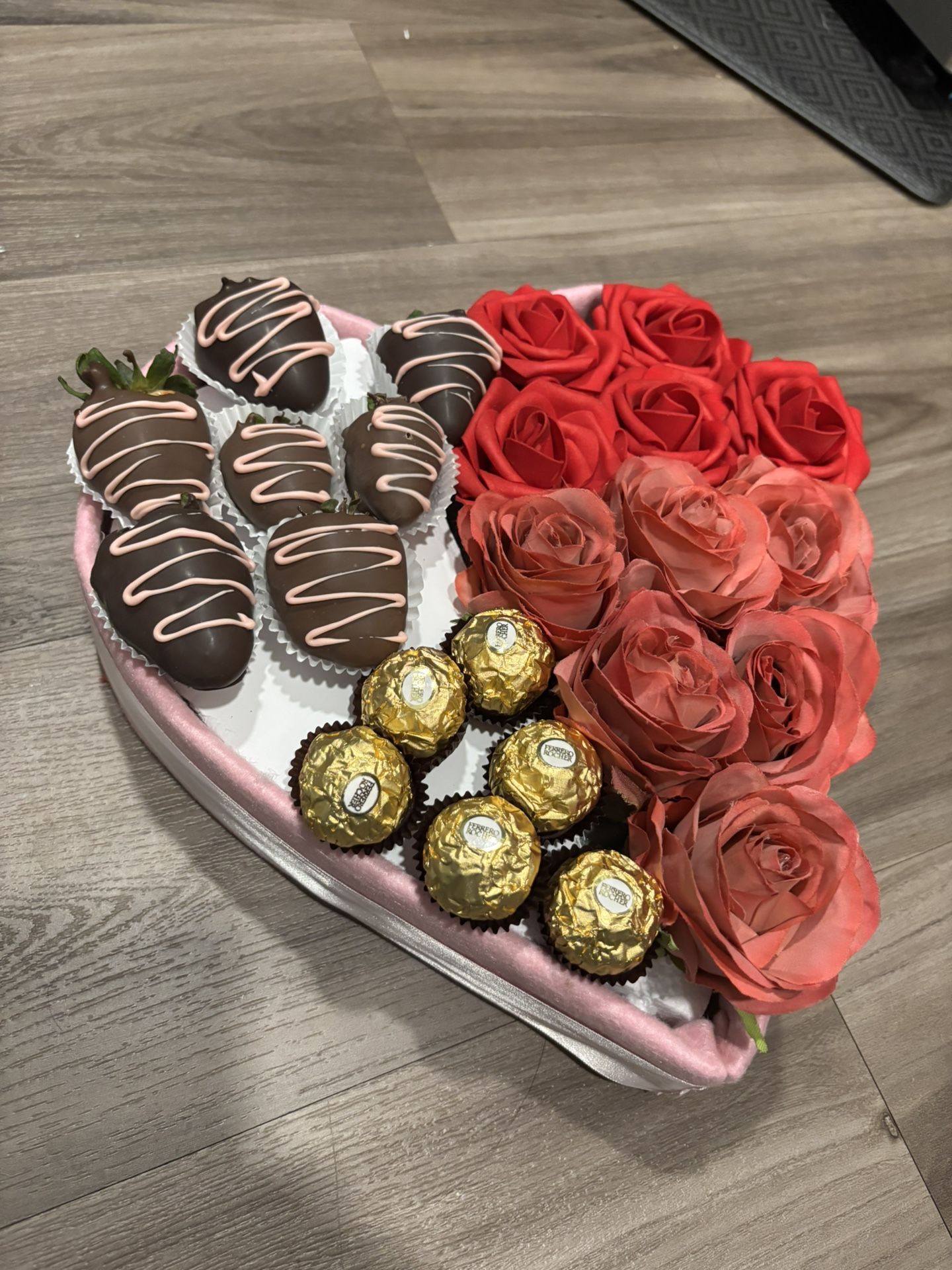 Heartbox Graduation Bouquet Gift
