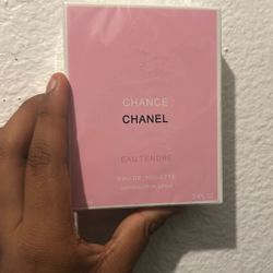 Chanel woman perfume