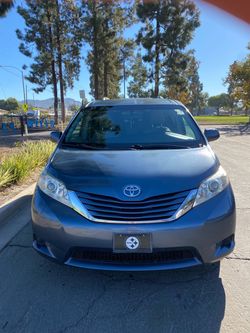 2015 Toyota Sienna
