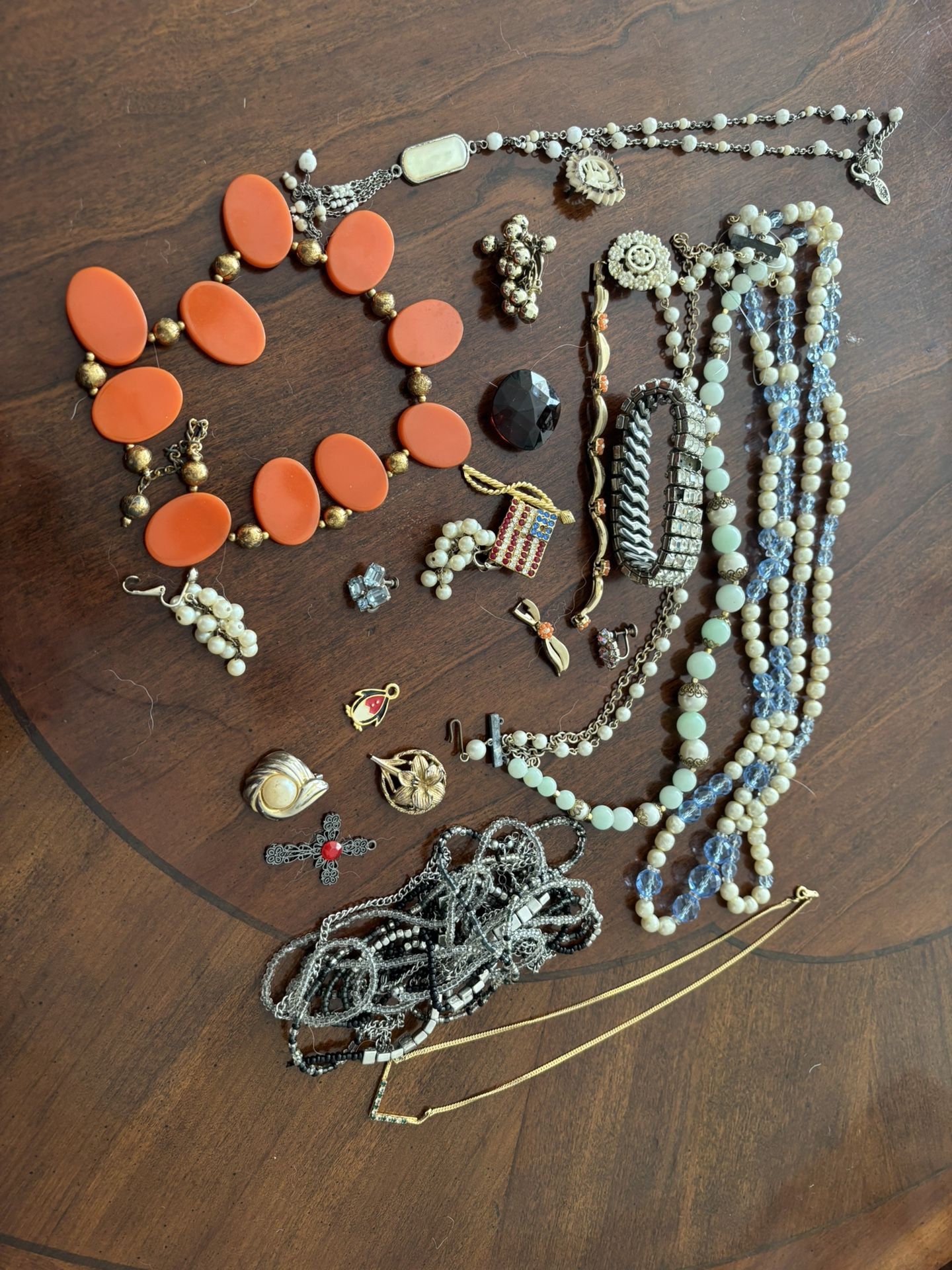 Vintage Lot of Mixed Jewelry 
