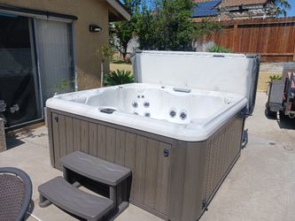 2019 Sundance Spa