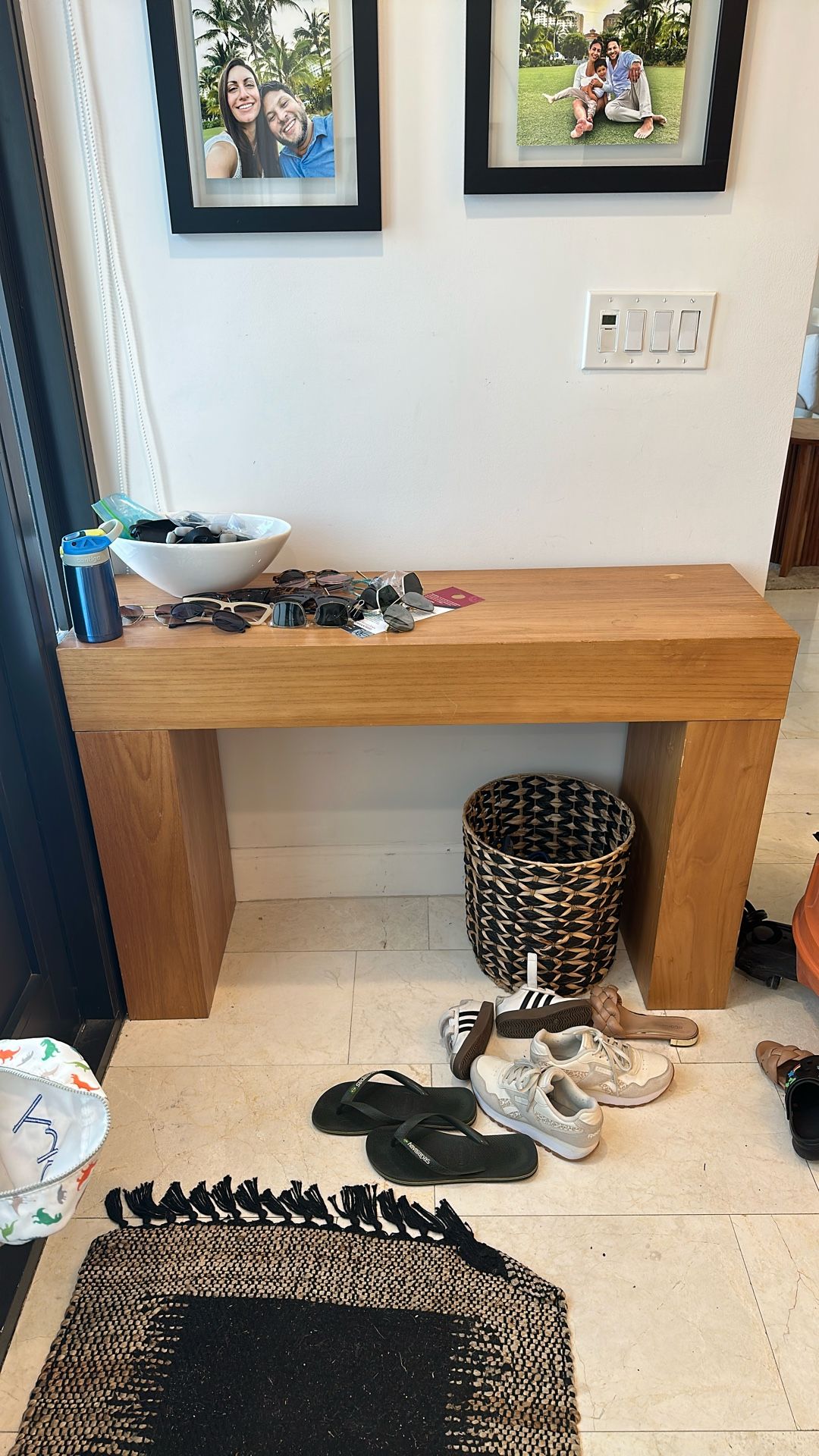 WOODEN ENTRY WAY TABLE CONSOLE