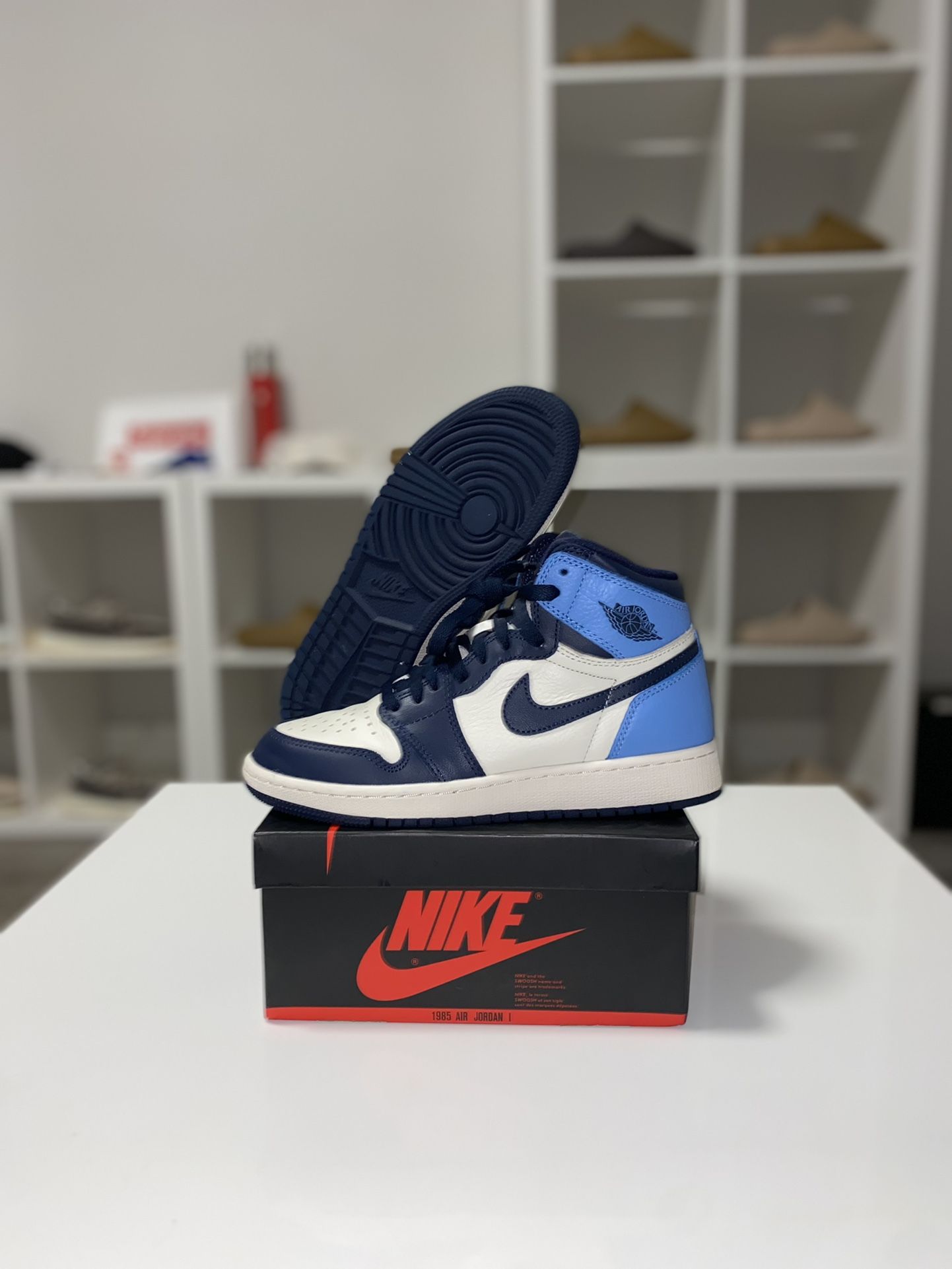 Jordan 1 Obsidian Size 5 VNDS