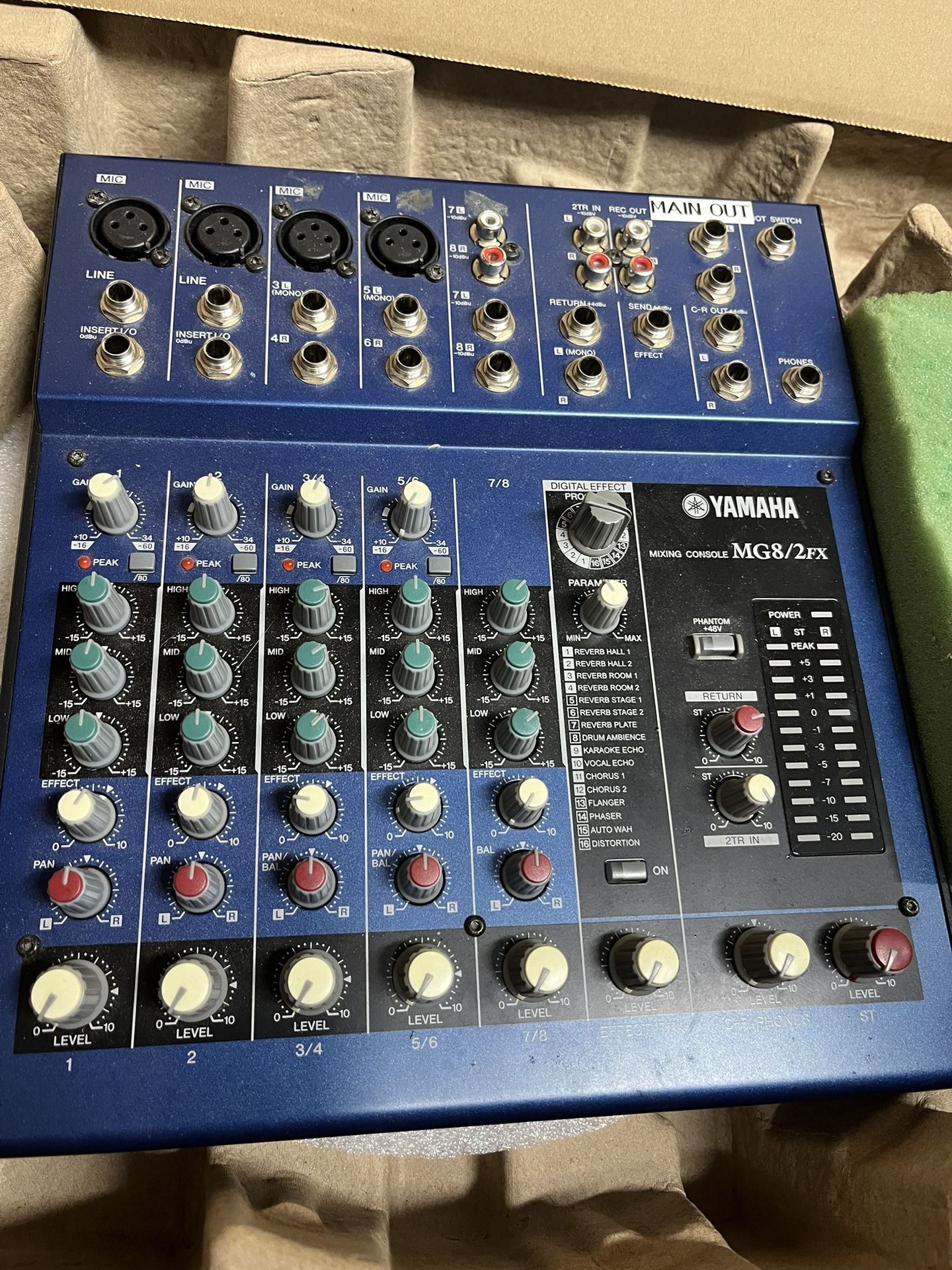 Mixing Board, Yamaha, MG8 / 2 FX