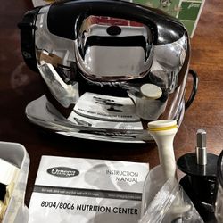 Omega Masticating Juicer/Food Processor