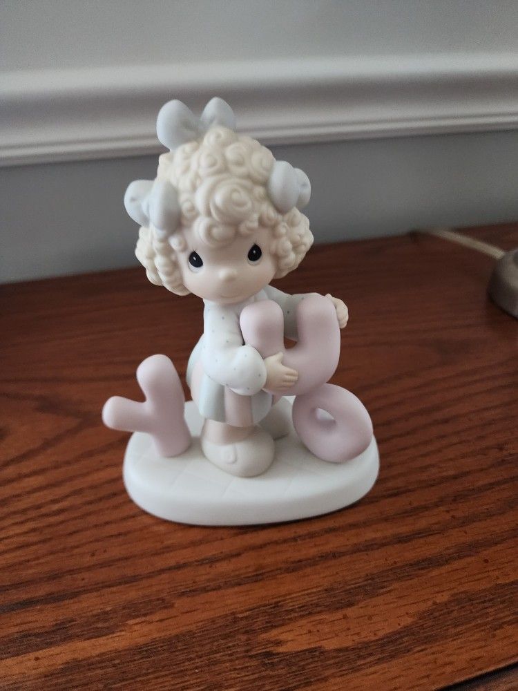 Precious Moments Statue