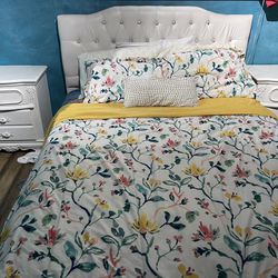 Queen Bedroom Set ALL for $150