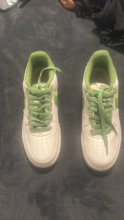 Nike Air Force 1 Low - White/Green (Size 8.5)