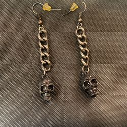 Skull Earrings 