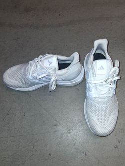 Adidas  size 9 1/2