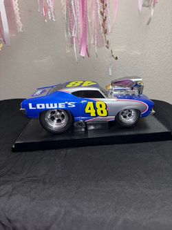 Jimmie Johnson #48 Lowe's Die-Cast Model Car