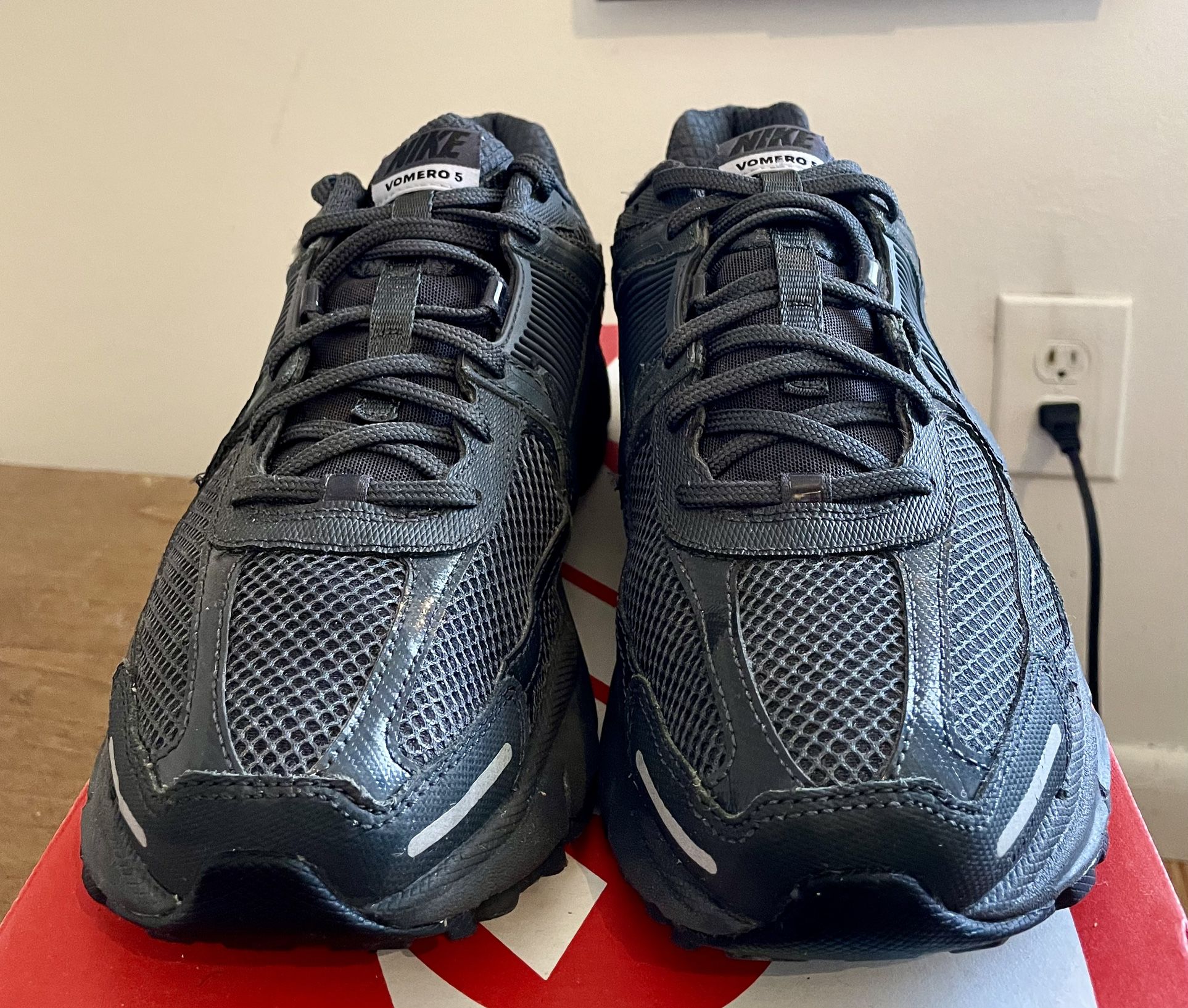 Nike Vomero 5 Anthracite SP Size10 for Sale in Clifton, NJ OfferUp
