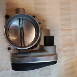 Throttle Body Compatible With 2001-2006 BMW 330Ci 330i 330xi 530i X3 3.0i X5 3.0i Z3 Z4
