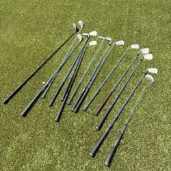 Miscellaneous Set Of Golf Clubs 
