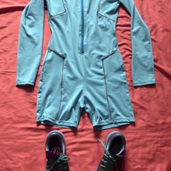 Workout Pants Small And Shoes Size 6