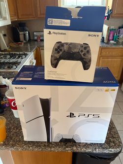 🔥Like New PS5 Slim Disc with extra remote