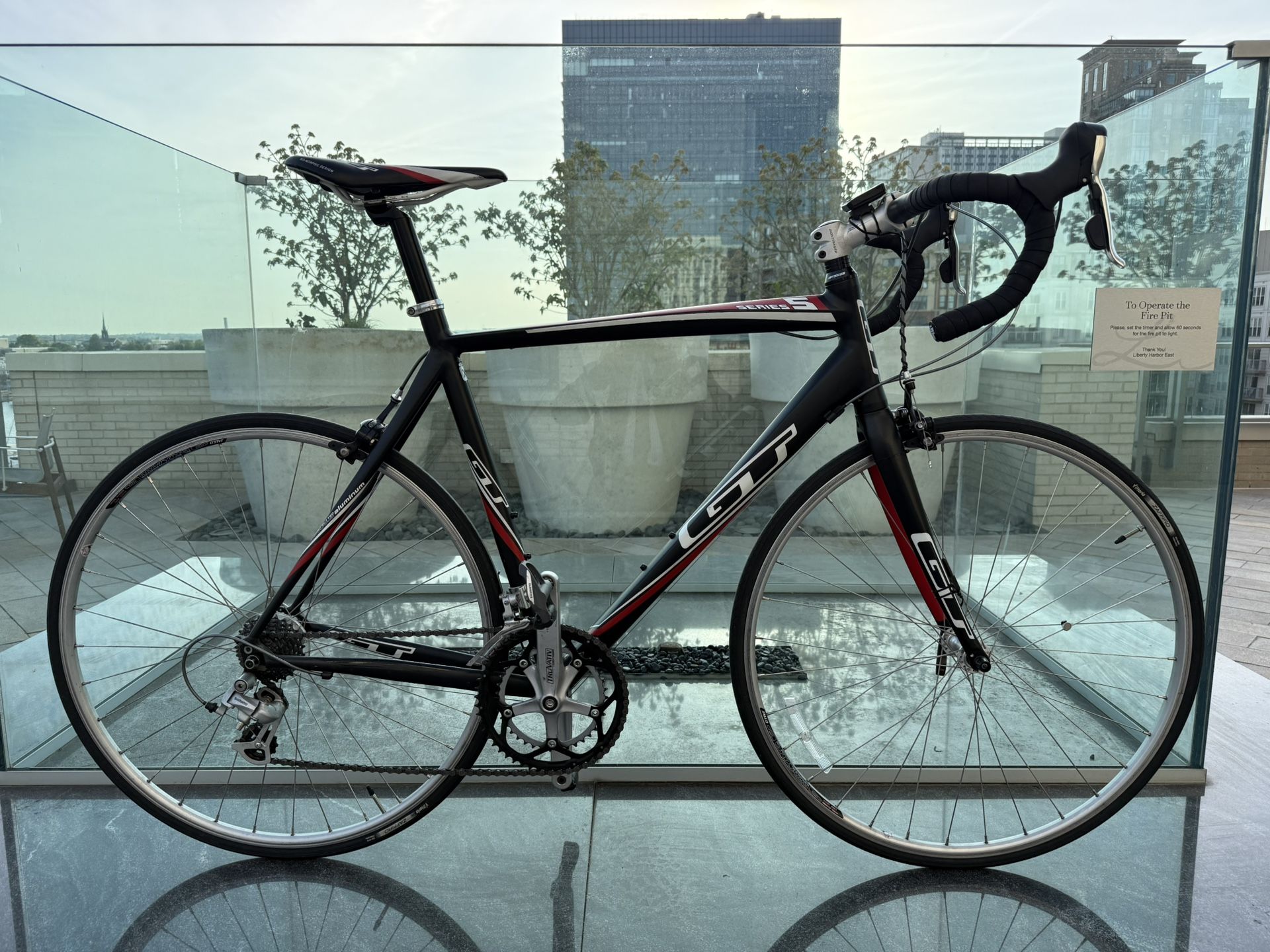 Beautiful Bicycle GT Road Bike