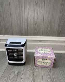 Mini Cooler & Fragrance Crock ($5 Both)