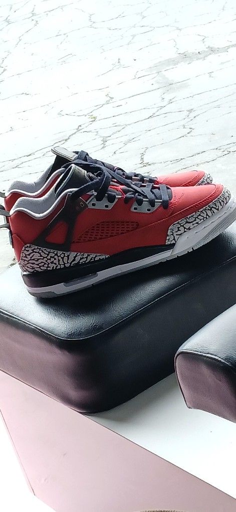 Jordan Spizike Low Youth