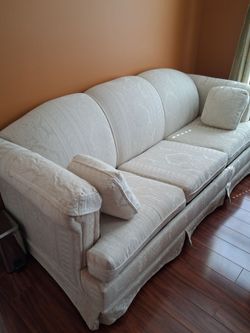 Moving sale