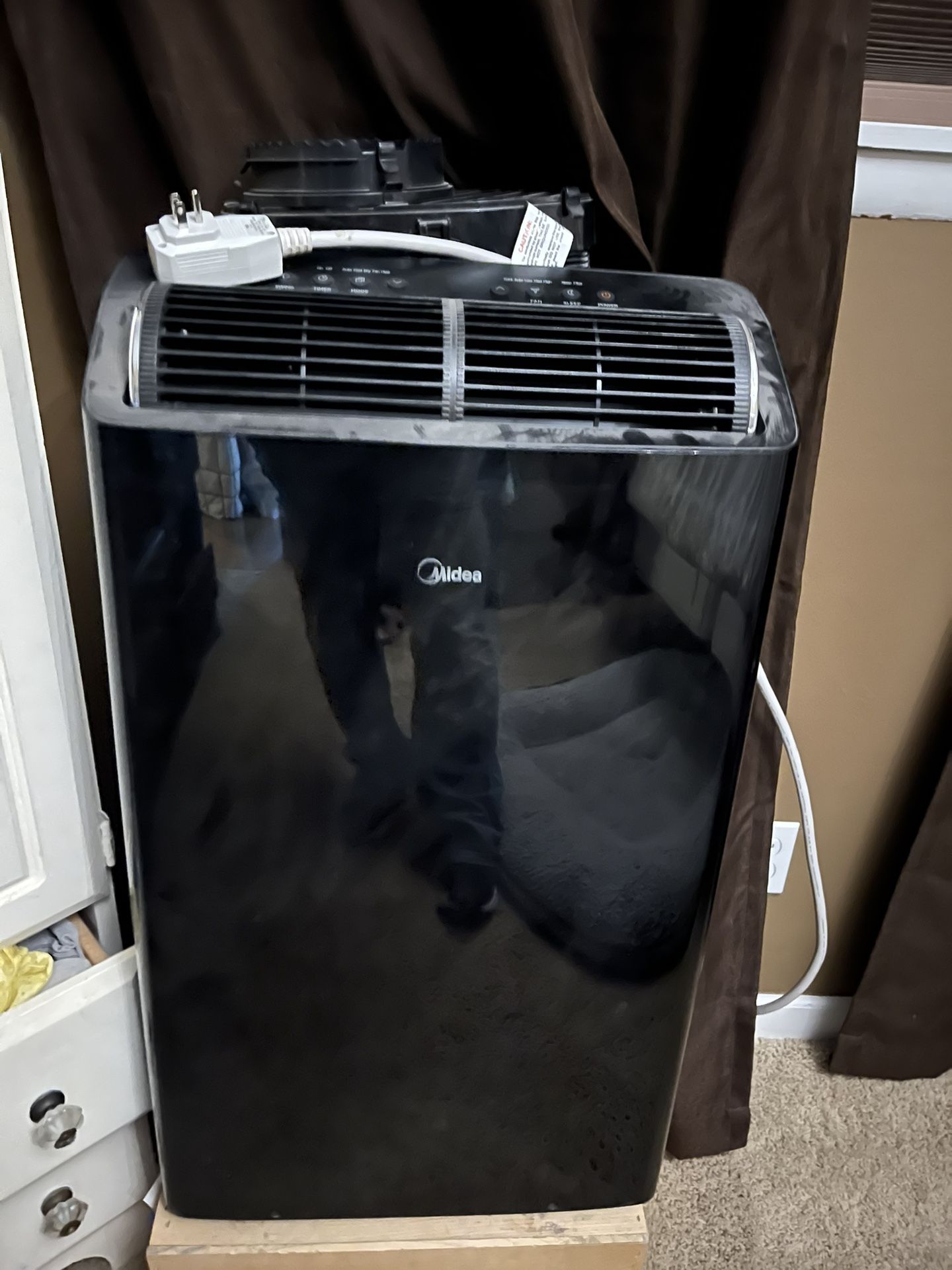 Midea 1400/1200 A/C And Heater