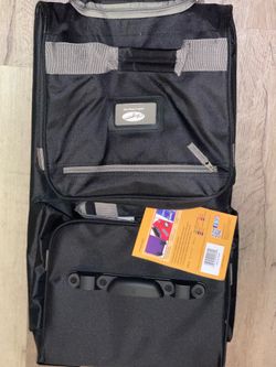 Olympia Rolling Luggage