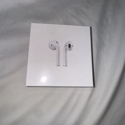 Apple AirPods With Wireless Charging Case 