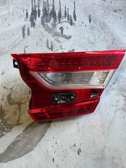 2018-2022 Honda Accord Passenger Tail Light