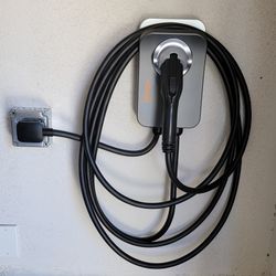 ChargePoint EV Charger,  EV CHARGER INSTALLATION & Nema 14-50 Outlet