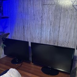 LOW PRICE MOVING- 2 COMPUTER MONITORS HP/SAMSUNG