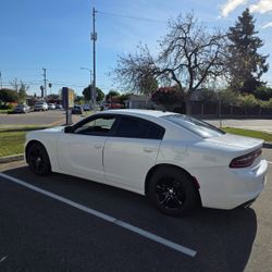 2015 Charger SE