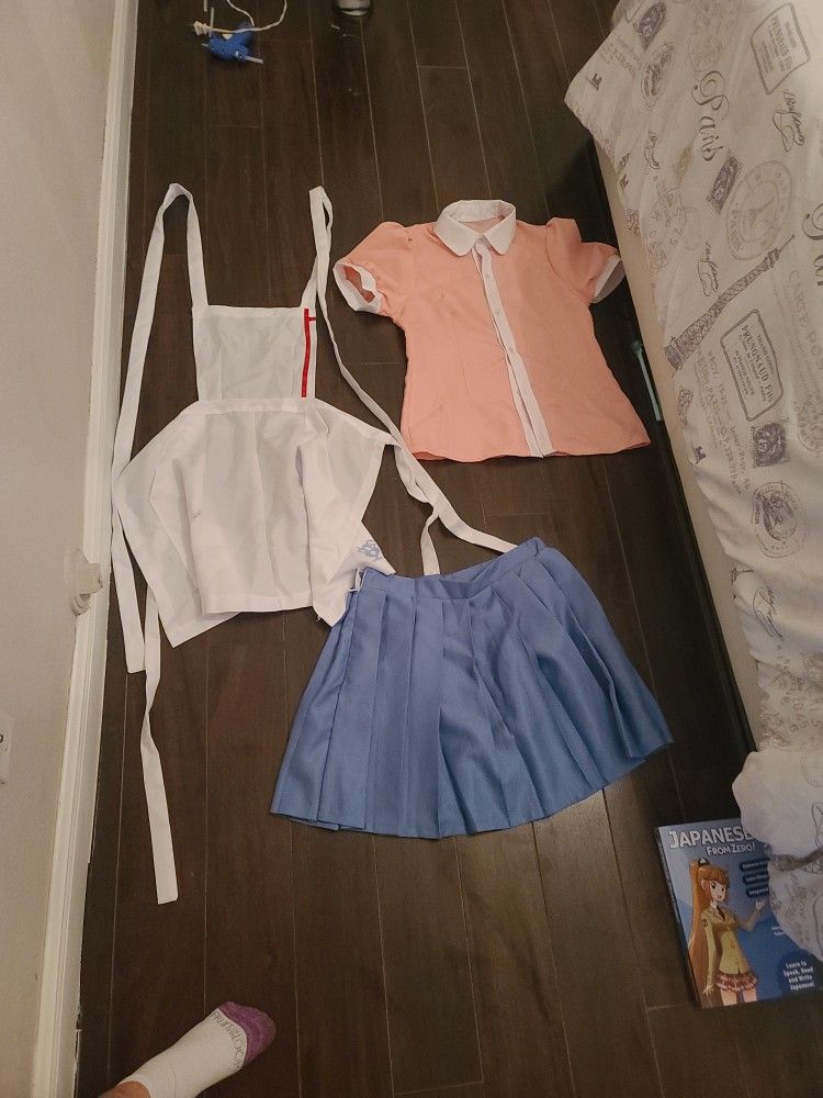 Mikan Tsumiki Cosplay