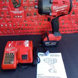 MILWAUKEE M18 FUEL 18V LITHIUM-ION BRUSHLESS CORDLESS 1/2-IN. IMPACT WRENCH W/ FRICTION RING KIT W/ ONE 5.0 AH BATTERY AND CHARGER INCLUDED 1600-LBS 