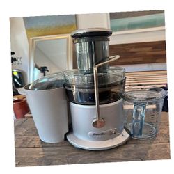 Breville Cold Press Juicer - Nutrient-Loaded Juice serious product