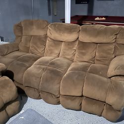Couches & Recliner