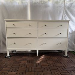 White Dresser Ikea Idanas 6 drawers -soft close mechanism-