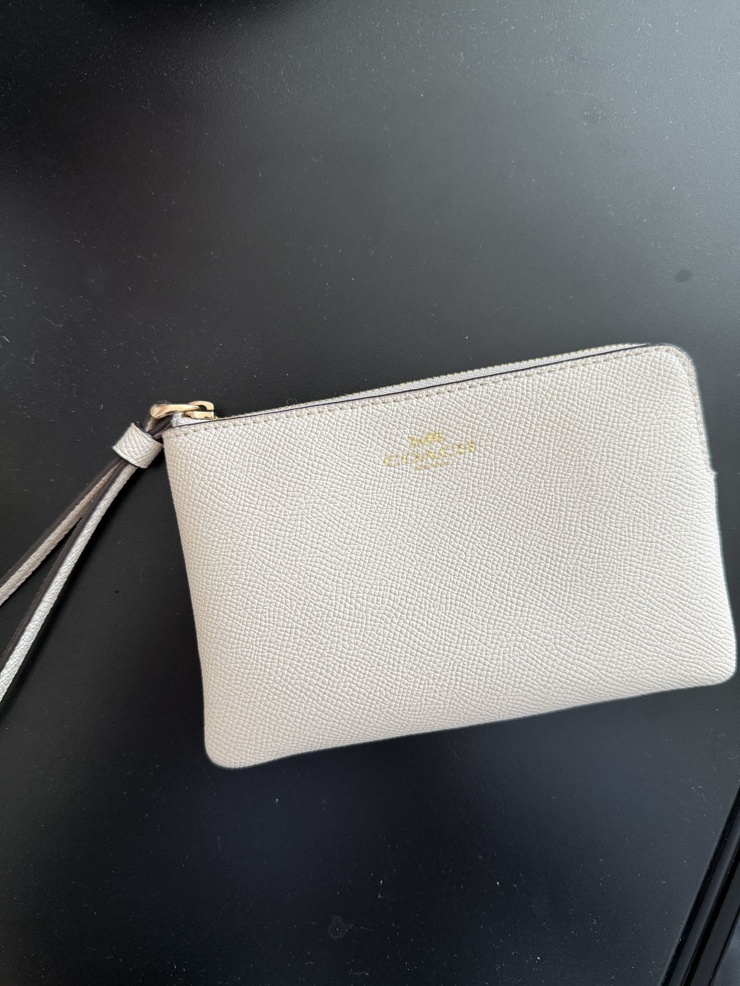 COACH Women’s Small Beige Leather Purse/Wallet