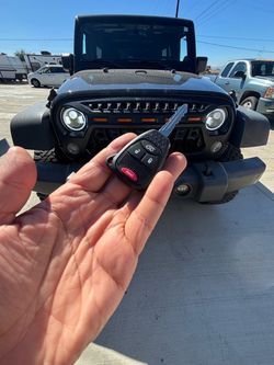 Llaves de autos / car keys and remotes
