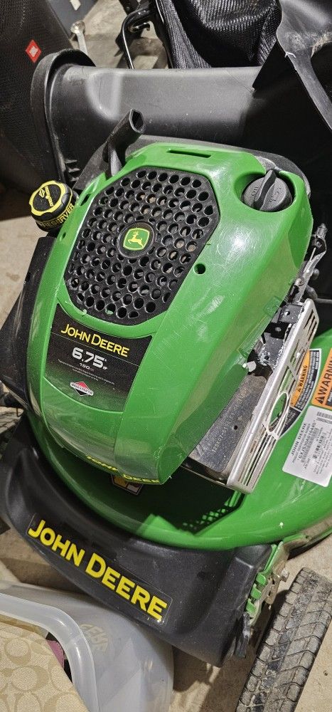 Like New John Deere 4 Wheel Self Propelled Mower