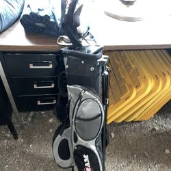 Golf Bag With 5 Clubs Jr Size