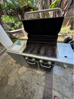 Kenmore 4-Burner Gas Grill