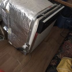 Free fridge and dishwasher