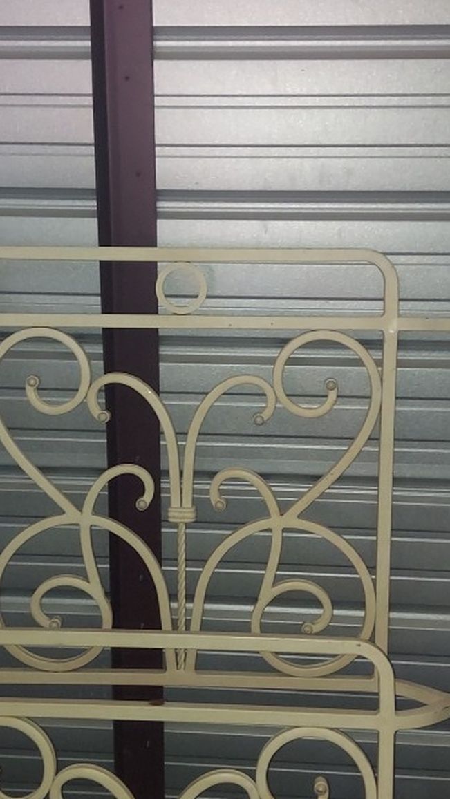 Vintage Wrought Iron Curved Twin Headboard Footboard With Rails